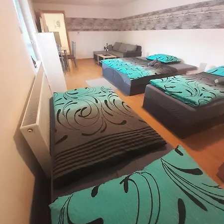 Apartman Laumar 2 Bzenec Exterior photo