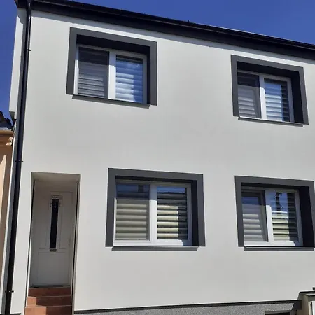 Apartman Laumar 2 Bzenec Exterior photo