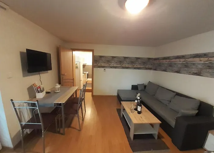 Apartman Laumar 2